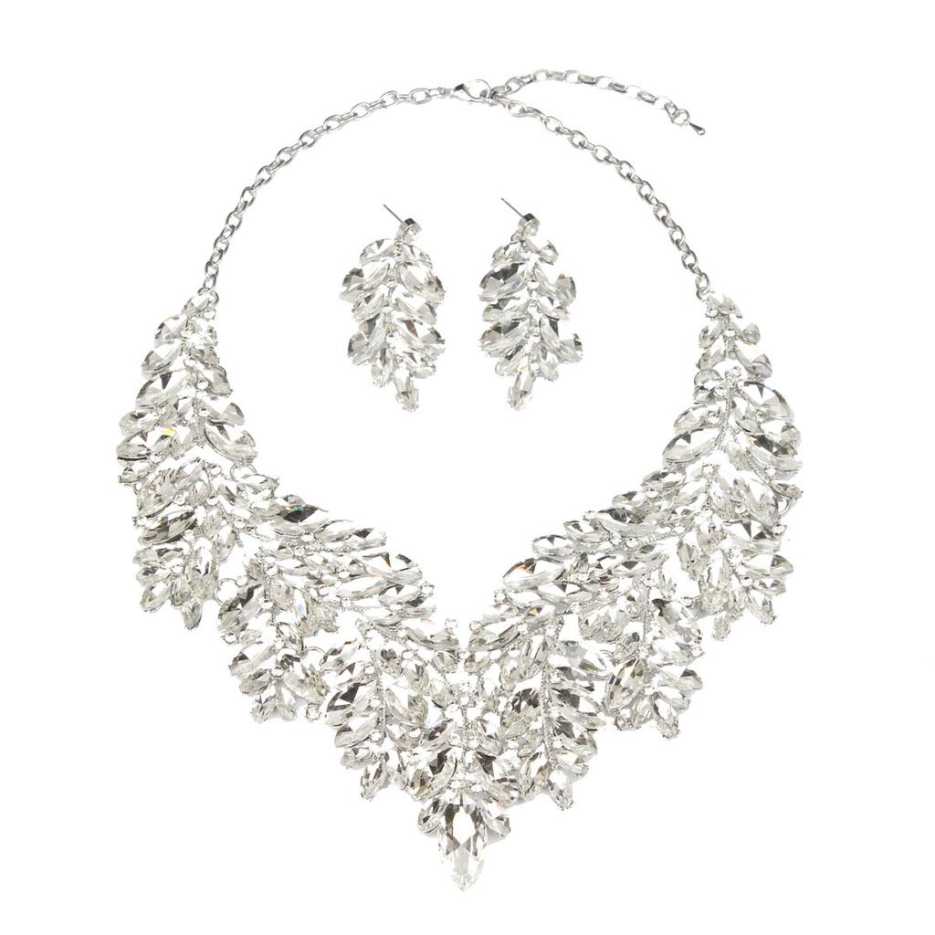 2026 European and American Exaggerated Atmosphere Luxury Artificial Crystal Necklace Earrings Set Female Banquet Dress Bride Accessories
