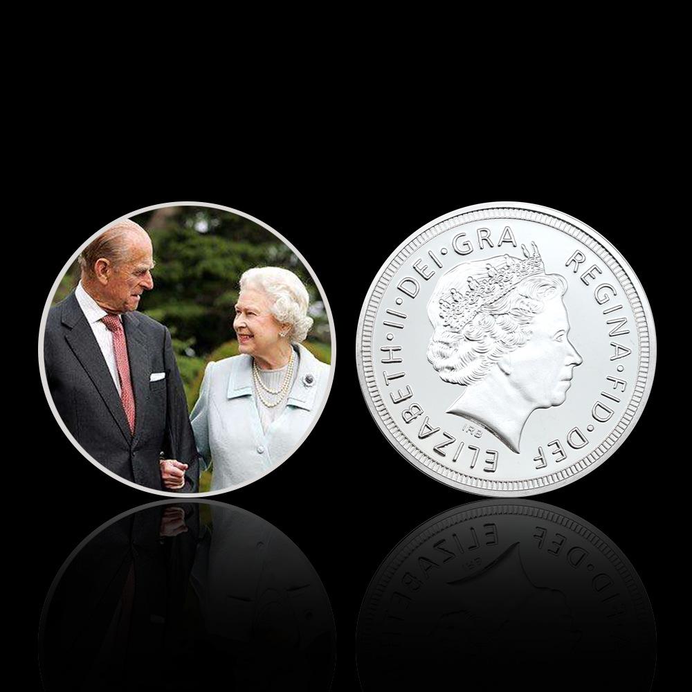 Queen Elizabeth commemorative coins, 10 pieces, Elizabeth commemorative coins for various age groups, family collection