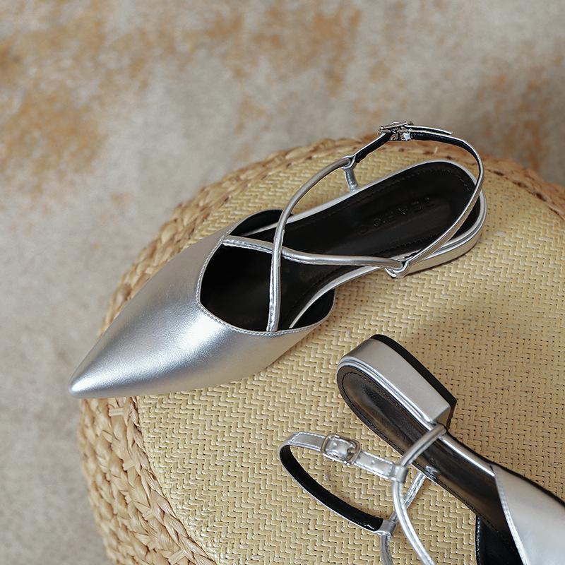 

Модные сандалии-балетки с острым носком и перекрестной шнуровкой, женские, на низком каблуке, с вырезами и ремешком на щиколотке, sandalias mujer sexy, женские летние туфли для вечеринки 2025 35 серебряный