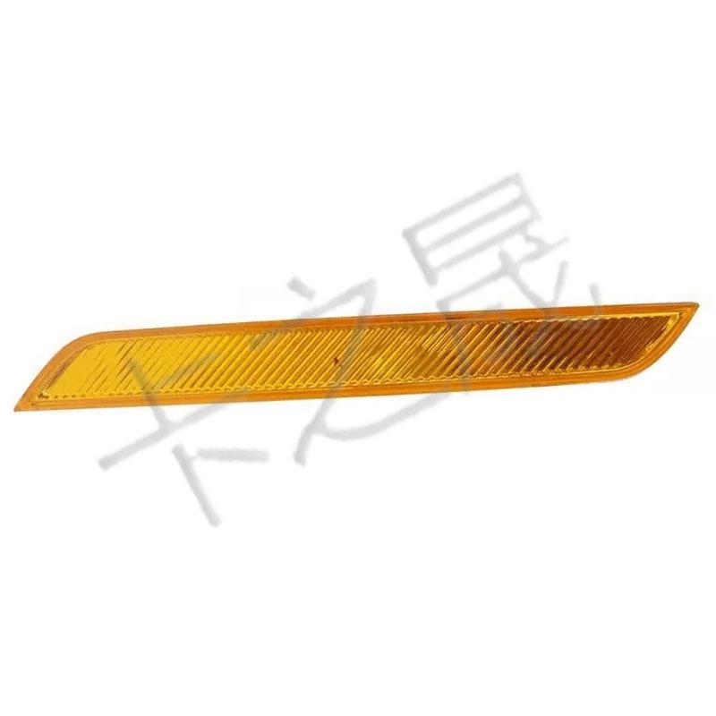 Катафоты переднего бампера BMW X6, Желтые, Номера деталей 63147179991 и 63147179992