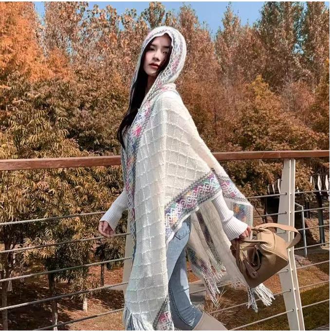 Yunnan Retro Tassel Shawl - Women's Autumn/Winter Cape Scarf for Travel & Vacation
