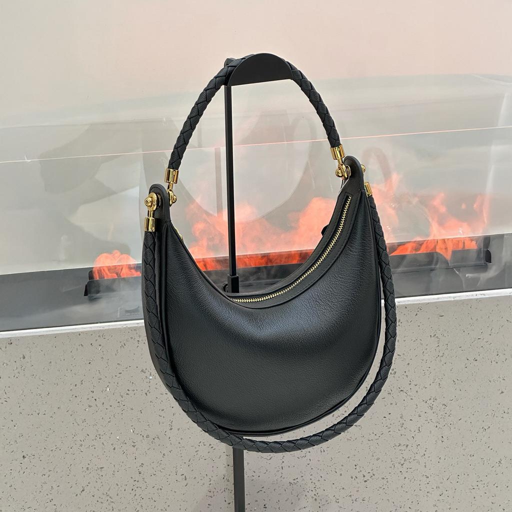 Mendy Women's Bag New handbag Leather Crescent Underarm Bag Vintage Elegant Shoulder Bag Daily Commute Luxury Designers Bags