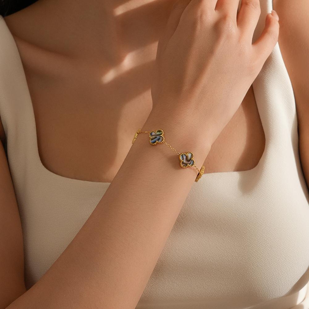 Four-leaf Clover Bracelet Light Luxury Premium Sense of Female Jewelry Accessories Niche Hand Jewelry