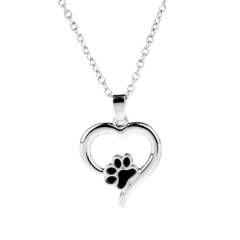 European & American Jewelry: Pet Paw Heart Pendant Necklace