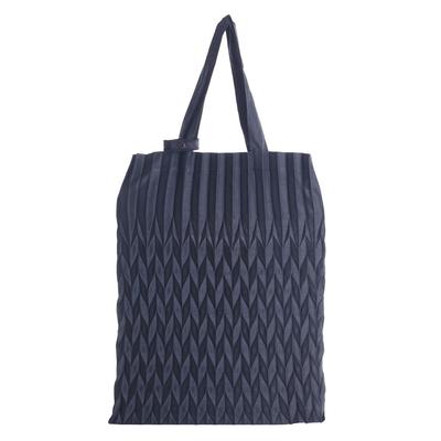 Aurora Pleated Sub Size 40 Japanese-made Bag, (Seseragi Black)