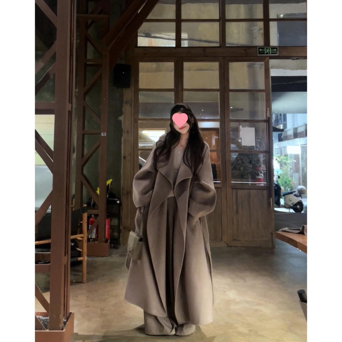 

Cozy Wool Double-Faced Coat with Large Lapel S (Length 116cm, 155-164cm) - Ships in 10 days