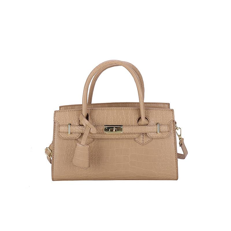 

2025 new women s Imitation crocodile pattern handbag бежевый