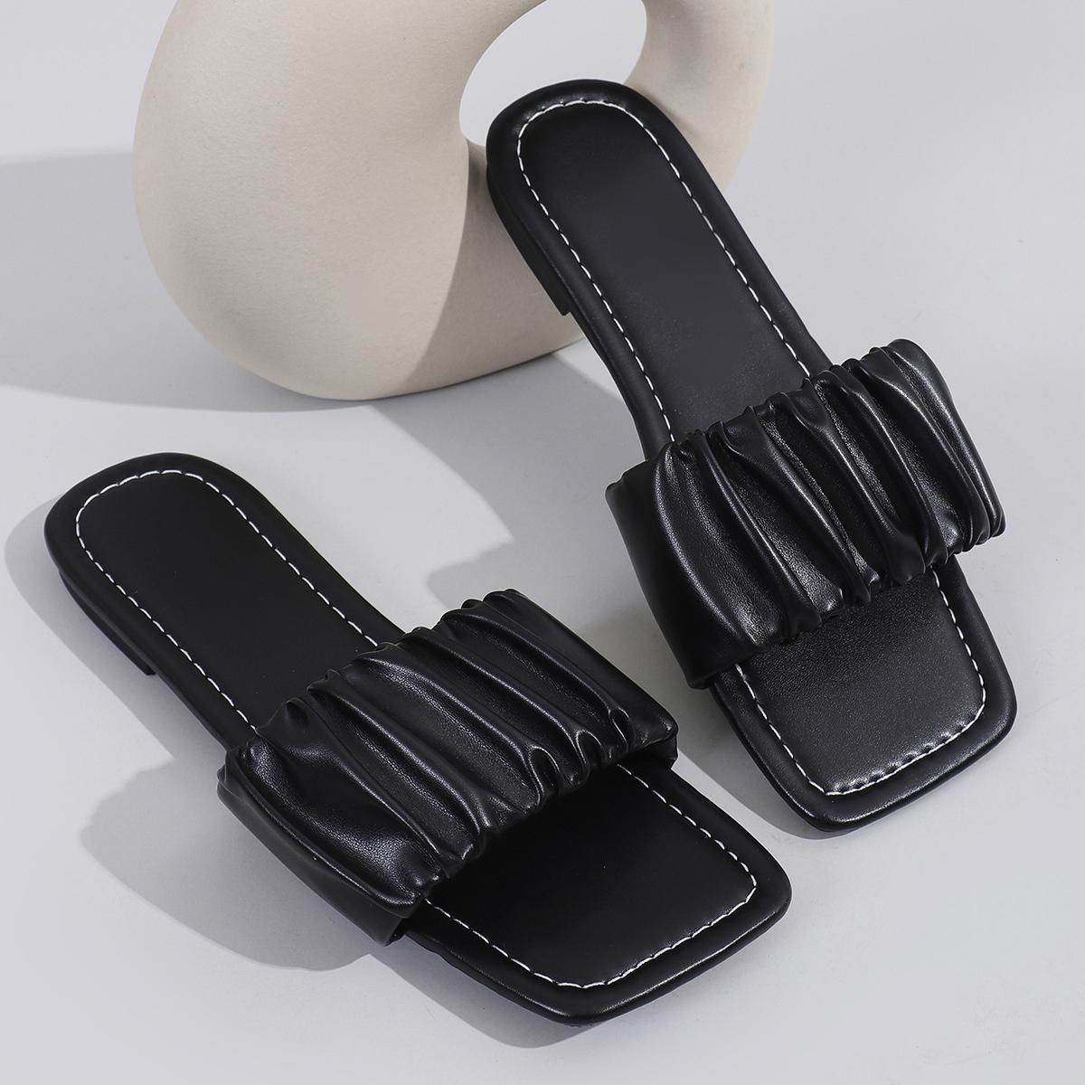 

Летние тапочки, женские новые трендовые плиссированные дизайнерские сандалии на плоской подошве, женские шлепанцы, женские уличные белые корейские сандалии, большой размер 36-43 43