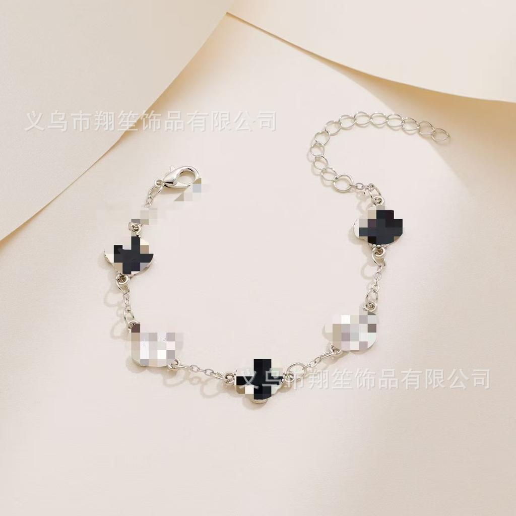 Cross-Border New Four-Leaf Clover Bracelet for Women, Korean Simple Ins Style, Mother-Of-Pearl Good Luck Four-Leaf Clover Versatile Bracelet