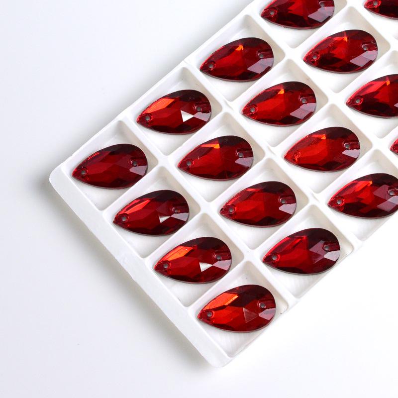 

Плоскі пришивні двоотвірні стрази-краплі для танцювальних костюмів 11x18mm 28 pieces/bag