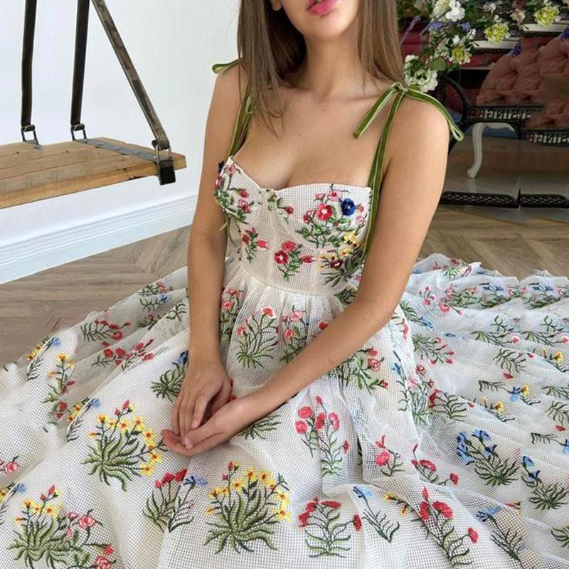 2025 new dress bohemian retro pattern colorful embroidered sexy loose dress