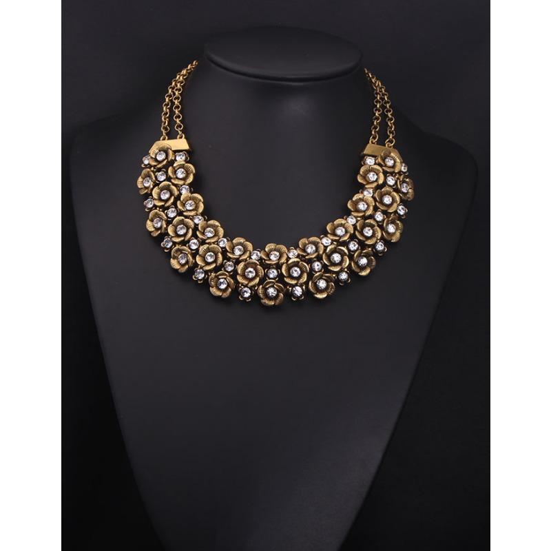 Retro Flower Rhinestone Short Collarbone Necklace Exaggerated Personality Fashion Women'S Accessories