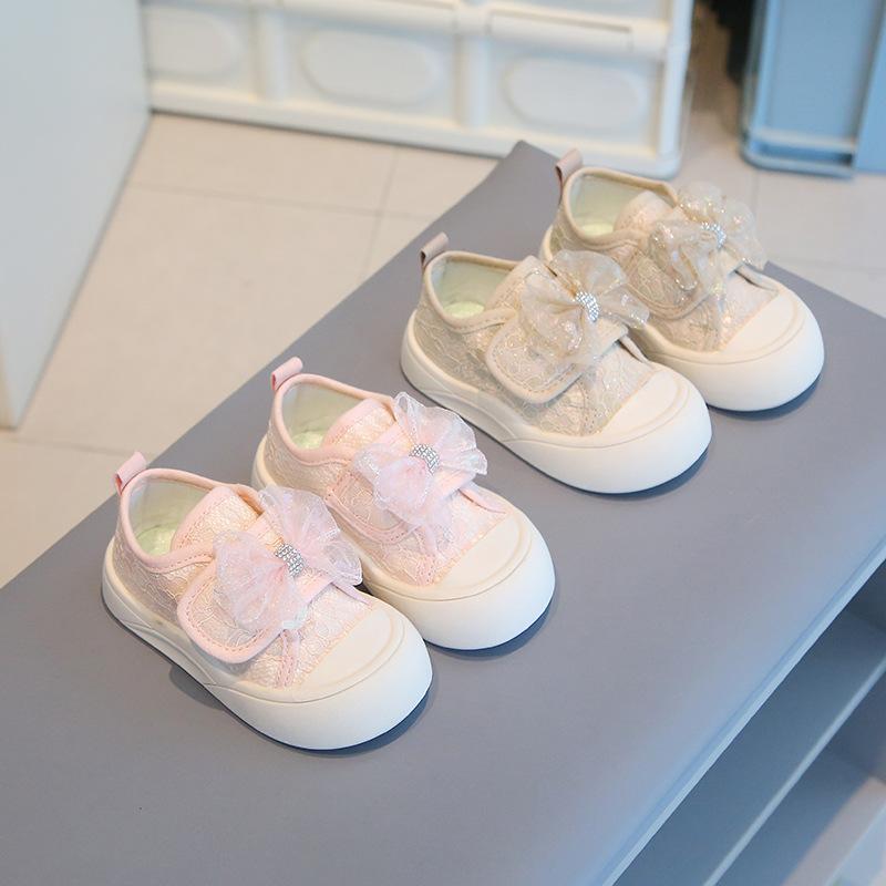 Spring and autumn baby toddler shoes soft sole children's new bow princess shoes 1-6 years old girls board shoes sports