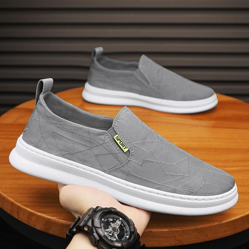 2024 New Men Casual Sneakers Summer Breathable Comfortable Ice Silk Flat Shoes Loafers Fashion Lightweight Walking Footwear Plus