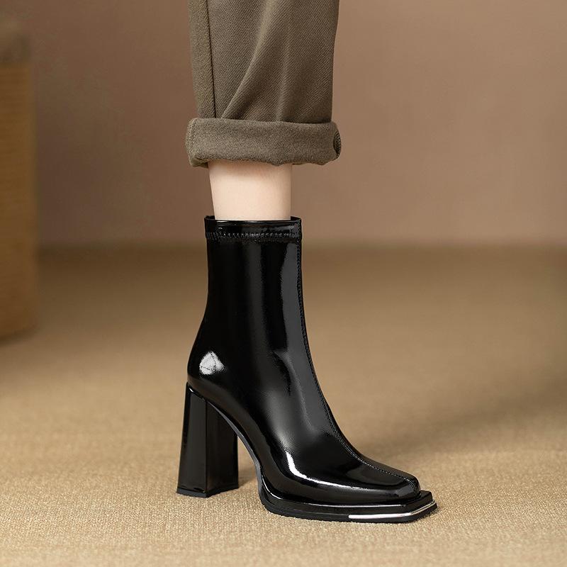 Martin boots women's autumn and winter 2025 new suede thin short boots square head thick heel velvet high heels short boots