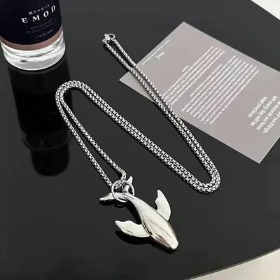 Fashion Creative Shape Whale Necklace Alloy Pendant Necklace Exquisite Small Whale Cold Wind Long Chain Accessories Unisex
