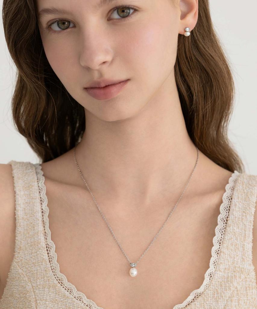 Tatiana (Silver 925) Oval Cubic Pearl Necklace Nz2551