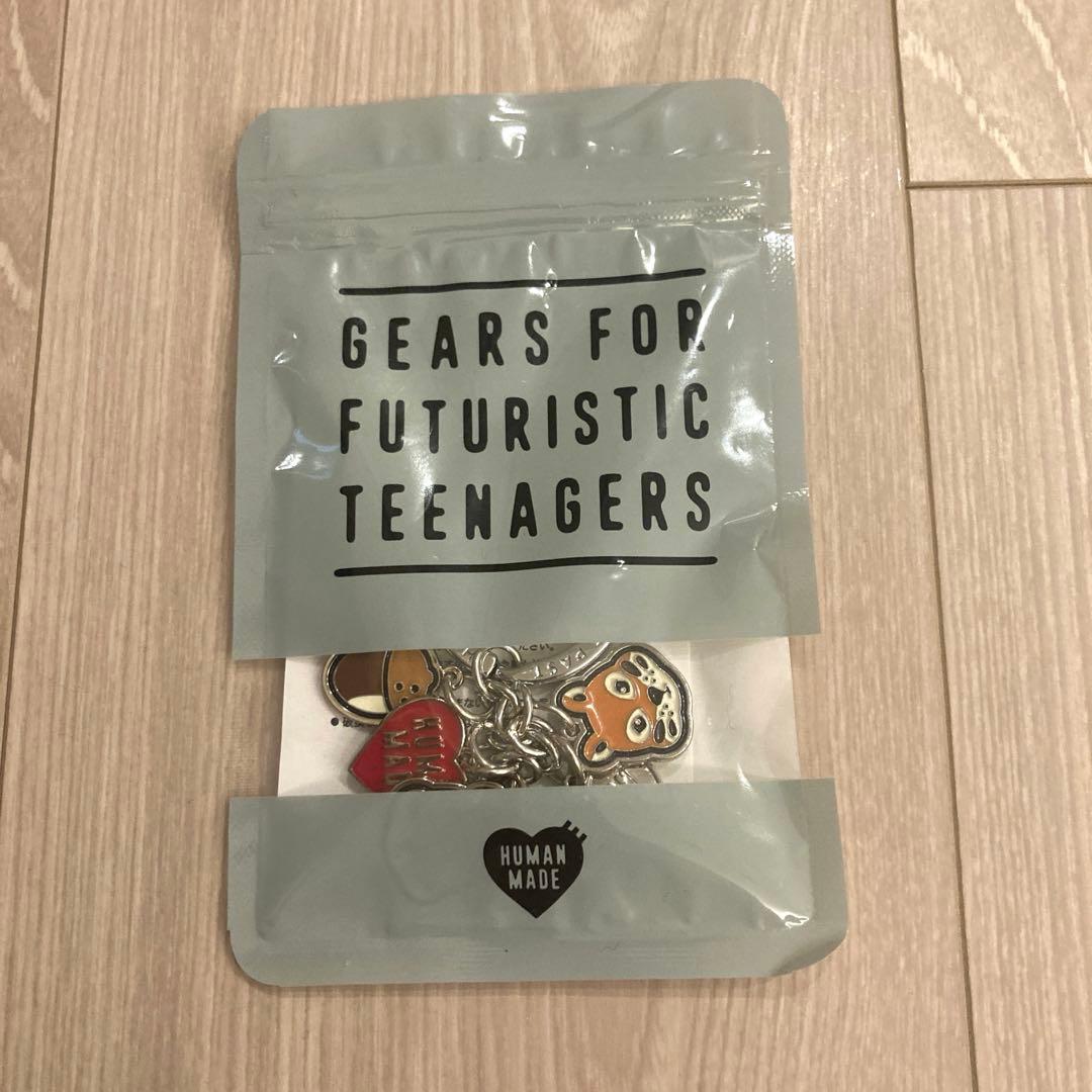 

[USED] HUMAN MADE × BTS J-HOPE Collaboration Key Charm