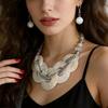 Elegant Shell Jewelry Set With Geometric Design Lightweight Sturdy For Daily Wear And Special Occasions Multiple Color Options