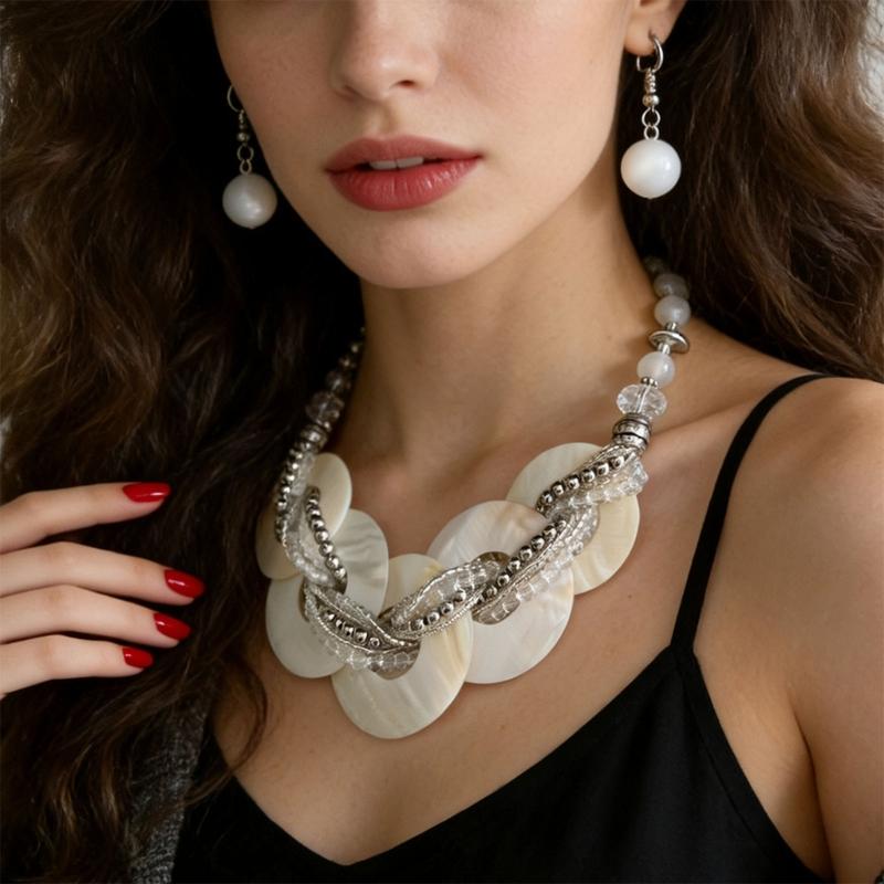 Elegant Shell Jewelry Set With Geometric Design Lightweight Sturdy For Daily Wear And Special Occasions Multiple Color Options