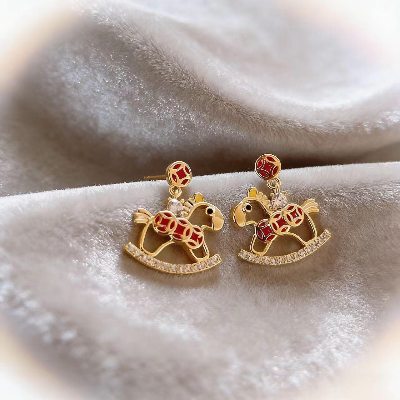 Hollow Micro-Inlaid Wooden Horse Rhinestone Stud Earrings - Light Luxury for Women