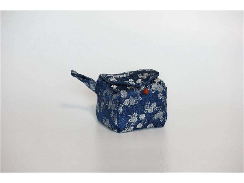 34-Color Chinese & Japanese Brocade Gaiwan Zisha Teapot Ceramic Cup Set With Cotton Bag