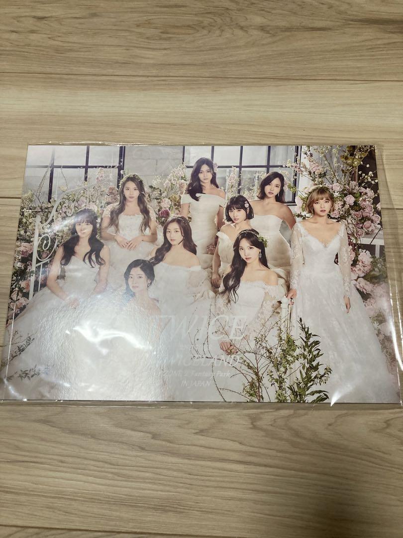 

[ИСПОЛЬЗОВАННЫЙ] TWICE 2NDTOUR TWICELAND брошюра