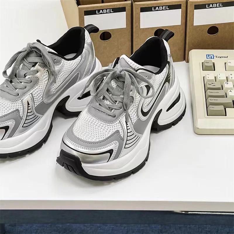 Summer Hot Selling Women's Shoes, Breathable and Wear-resistant Thick Soled Sports Shoes,  New Model