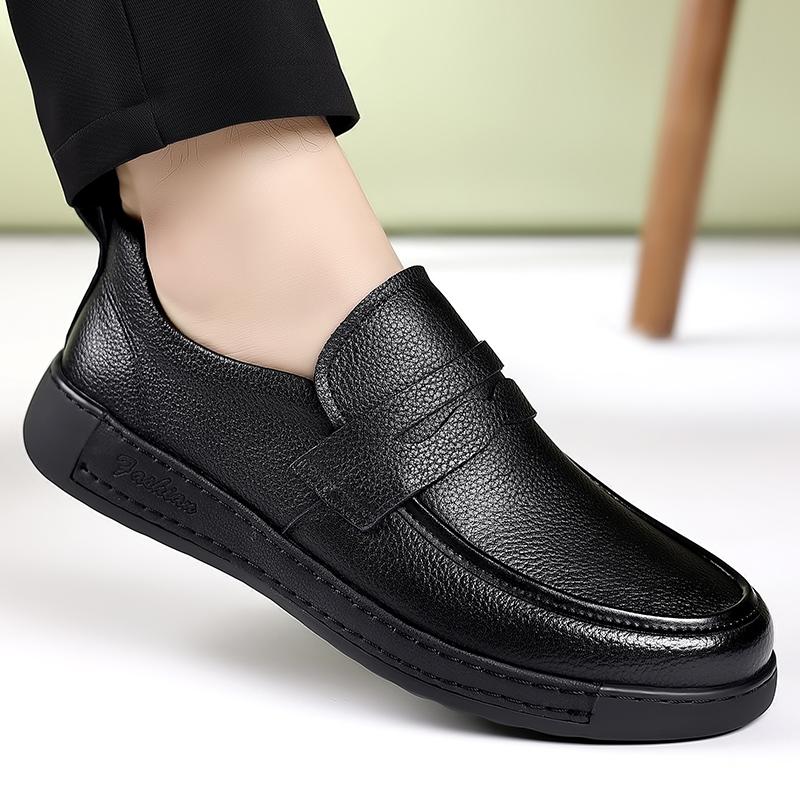 Fashion New Handmade Leather Casual Men Shoes Design Sneakers Man Breathable Leather Shoes Men Outdoor Sneakers