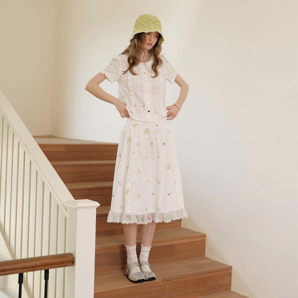 Ceme Adu Cest_Flower Embroidery Lace Skirt