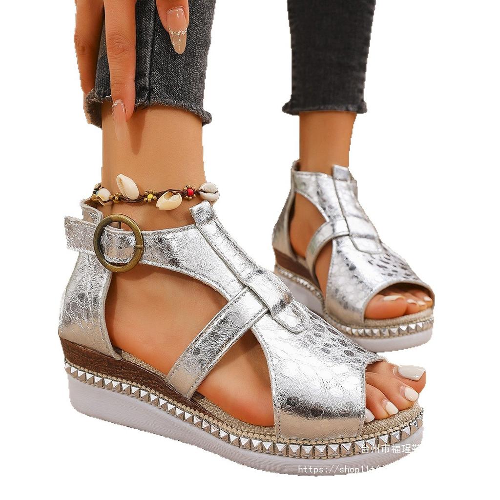 European and American Large-size Fish Mouth Wedge Sandals 2025 Summer New Fashionable Thick-soled Glossy Sandals Women's Buckle