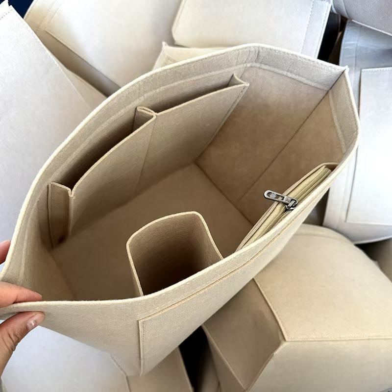 Verdickte Kosmetiktasche aus Filz mit großer Kapazität