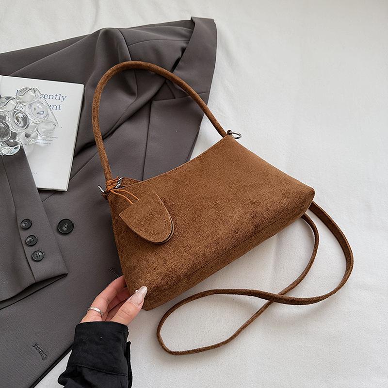 Summer simple solid color musk skin velvet niche underarm bag women's high value foreign style casual handbag commuter shoulder bag