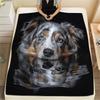 Schwarzer Australian Shepherd, gemusterte Flanelldecke, Hohe Qualität, Bequem für alle Jahreszeiten, Heimdekoration, Wärme und Komfort, Perfekt für Geschenke.