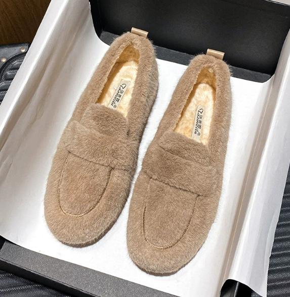 Fashion 2024 new women's winter warm outdoor shoes plush design british style white snow boots Ladies' casual flats Large size 41-43