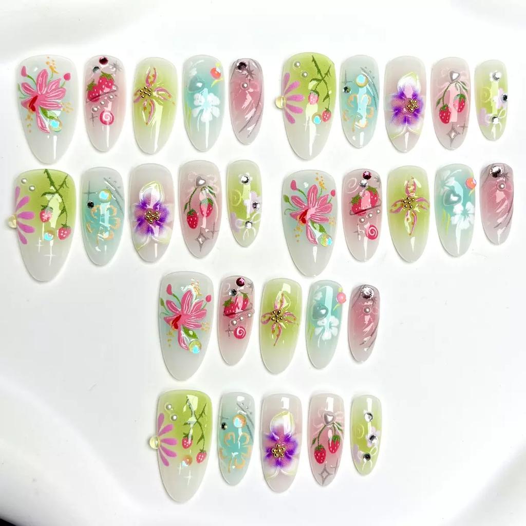 30 pieces of small fresh 3D three-dimensional point diamond wearing nail boutique strawberry flower almond nail art