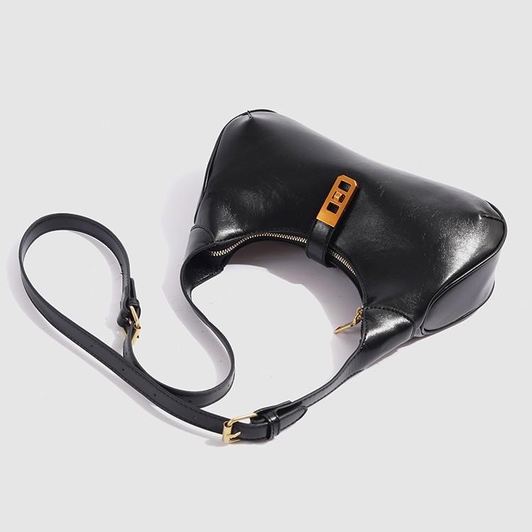 Vintage Niche Light Luxury High-end Handbag 2025 New Model with Clasp Closure, Fashionable Baguette Bag, Trendy Shoulder and Crossbody Bag