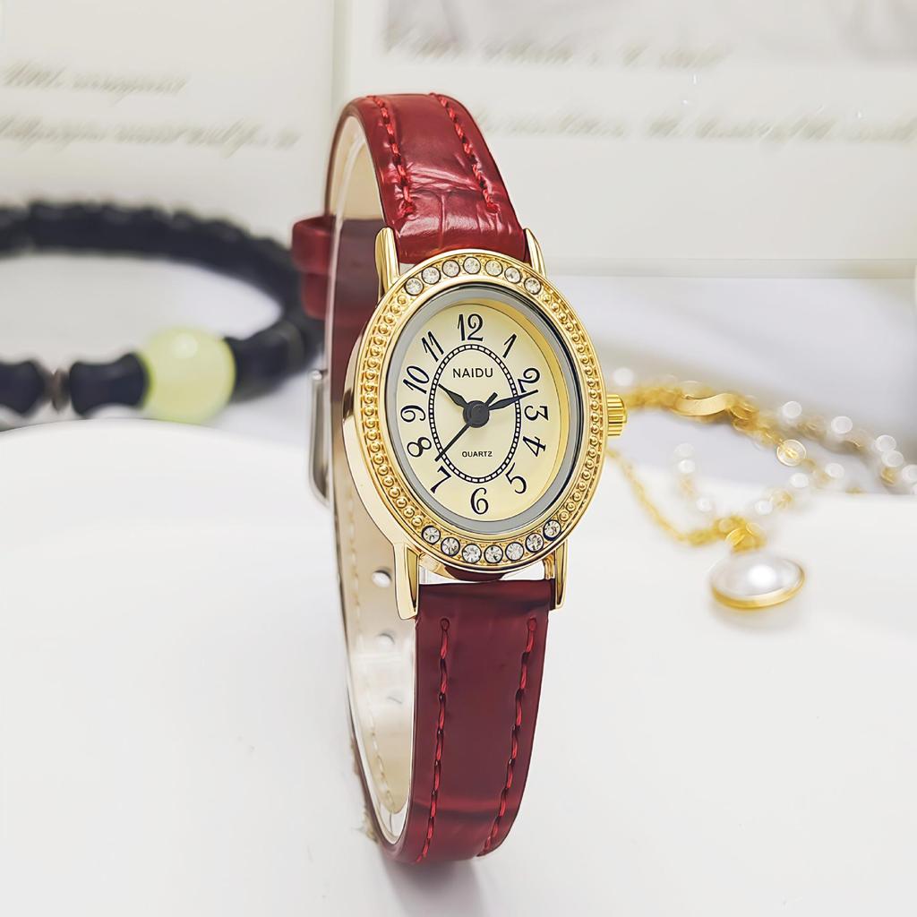 Exquisite Retro Women's Rhinestone Leather Strap Oval Quartz Watch