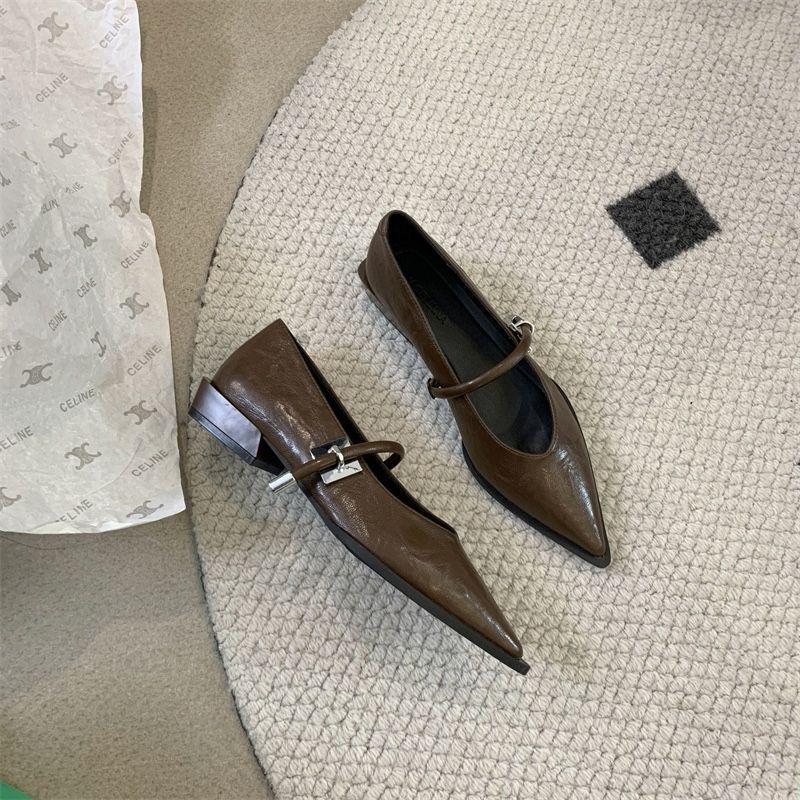 Retro spetsiga enkelskor dam 2025 sommar ny temperament ord med koreansk version av avslappnade lågklackade grunda Mary Jane-skor