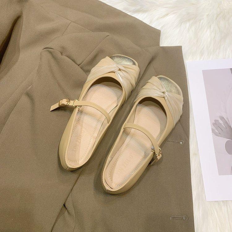 French Xiaoxiangfeng gentle single shoes autumn new shallow mouth fairy beautiful flat Mary Jane shoes 35 абрикосовый