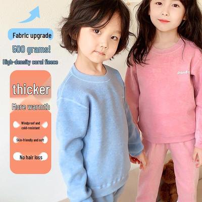 Warme fluwelen pyjamaset voor kinderen: Jongens- en Meisjestops en Broeken van Koraal Fleece voor Herfst/Winter