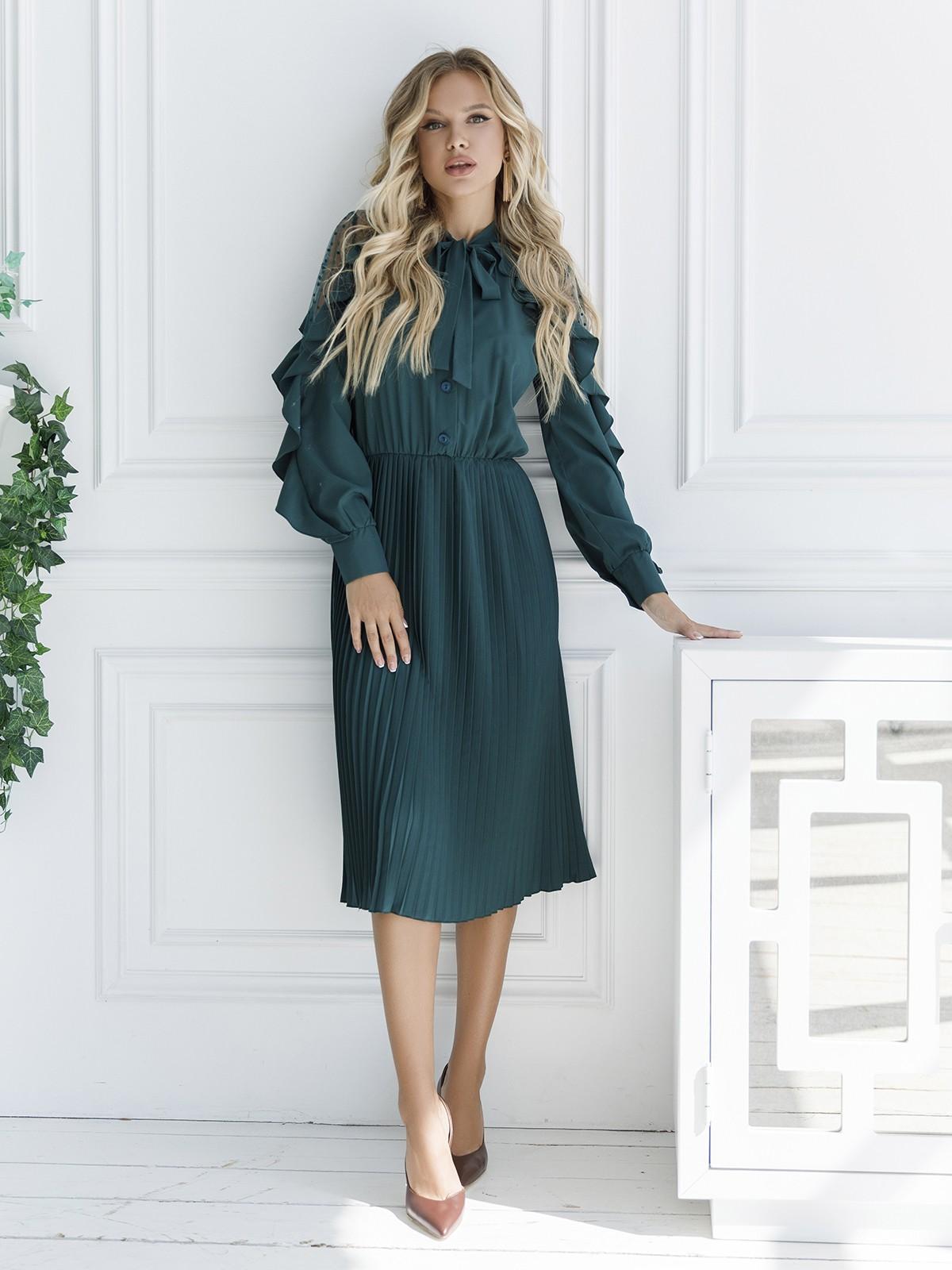 

Зелена плісована сукня із сітчастими вставками ISSA Plus L зелений