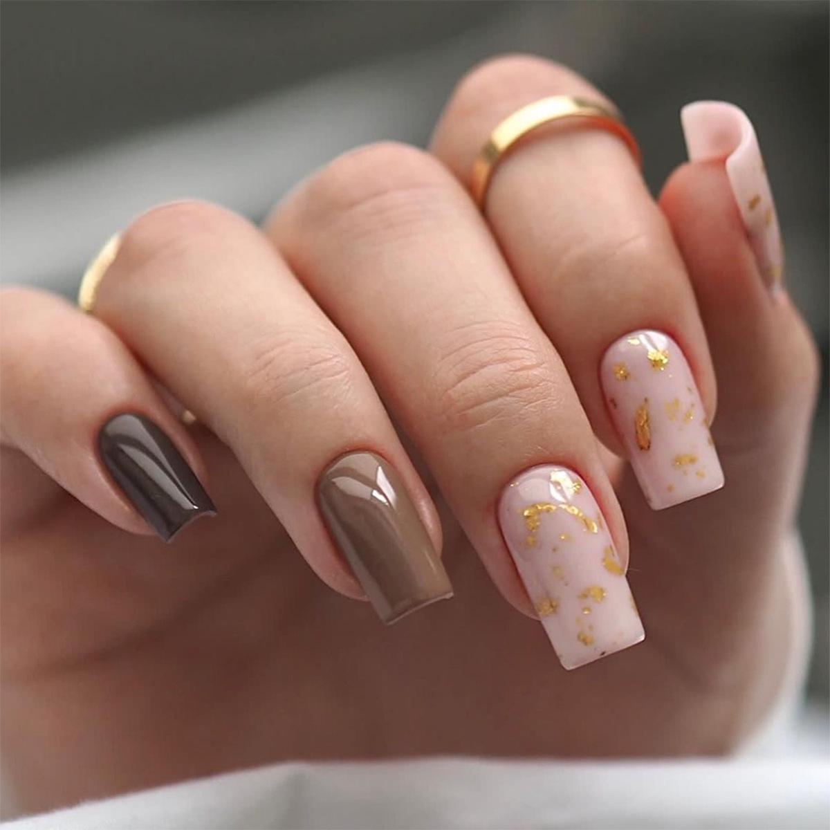 Solid Color Nude & Black Foil Sequin Square Nails for Autumn/Winter JP3121 [Glue Included]