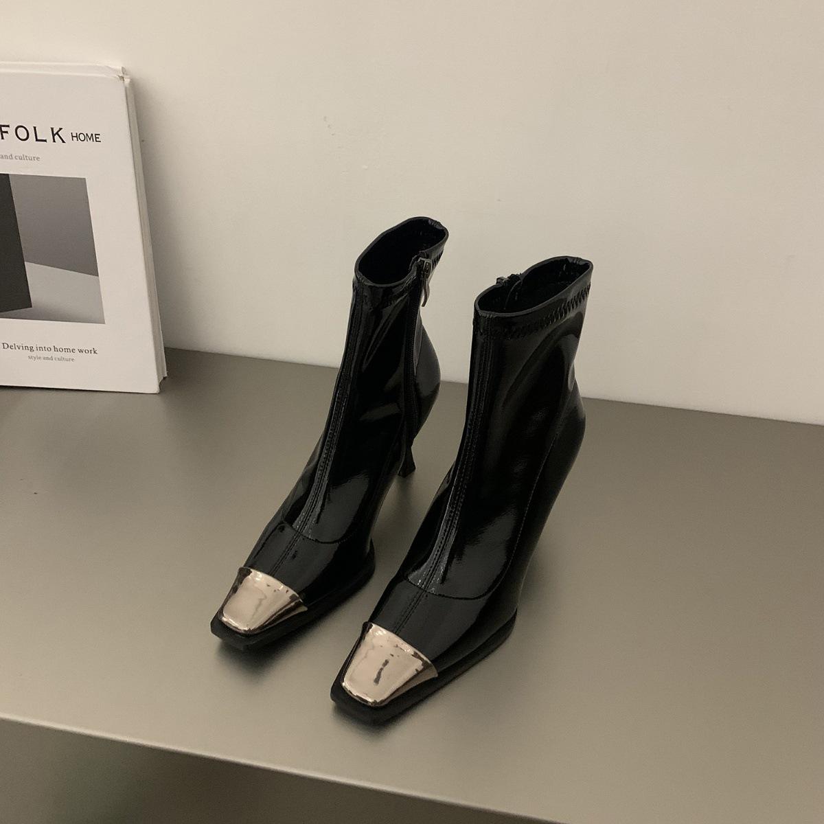 

Короткие сапоги с металлическим носком, женские квадратные тонкие каблуки, высокие каблуки, голые сапоги 2024 года, осень и зима, новые эластичные сапоги, мягкие кожаные тонкие сапоги 39