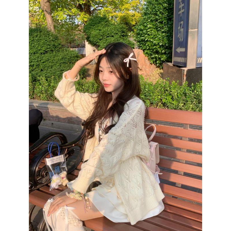 

Preppy Hollow Thin Knit cardigan Women Early Spring 2025 New Outdoor Shawl Loose Casual Outerwear Top Apricot color S