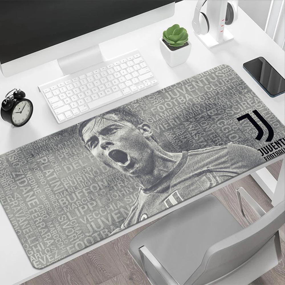 Juventus Celebration Moment Large Mouse Pad Keyboard Pad Office Mouse Mats Non-Slip Rubber Bottom Perfect Gift for Gamers And Professionals