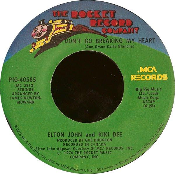 

7inch Record ELTON JOHN & KIKI DEE - Don t Go Breaking My Heart PIG40585 ROCKET RECORD C 1976 US Rock Used