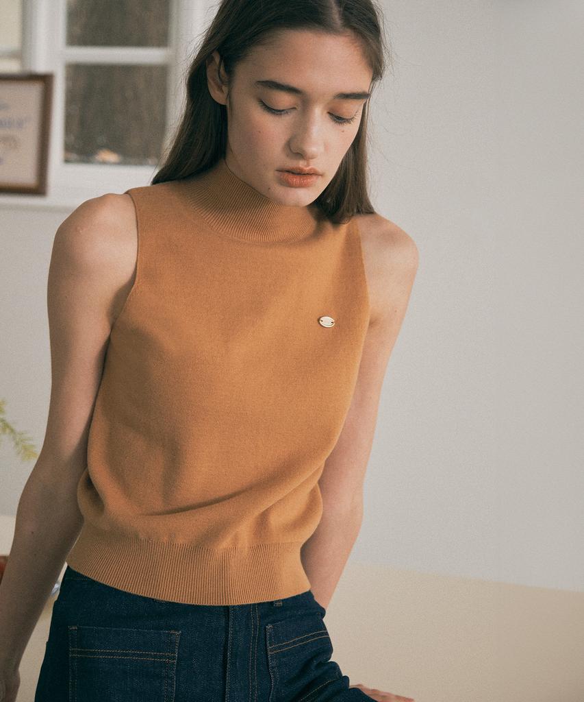 ROLAROLA Sleeveless High Neck Knit Beige