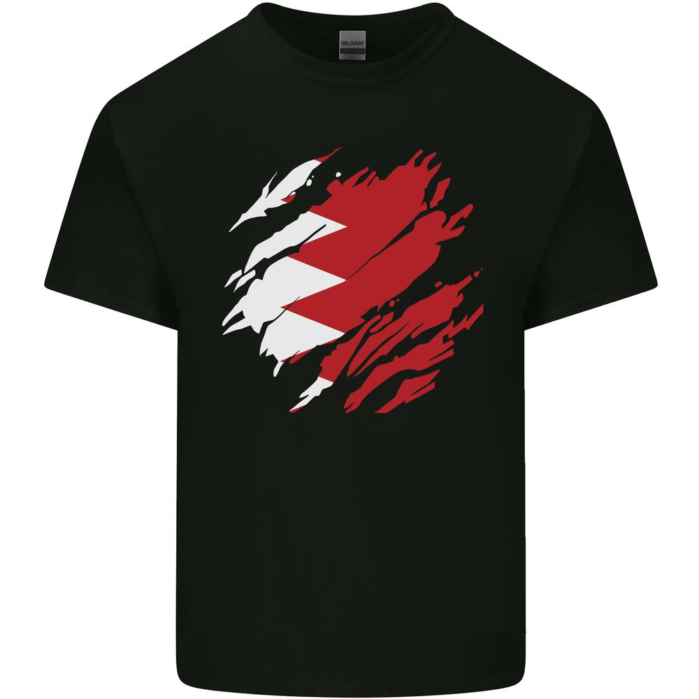 Torn Bahrain Flag Bahraini Day Football Kids T-shirt Childrens XL
