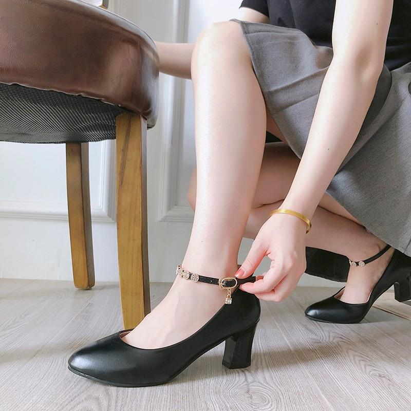Fashion Women High Heels Spring and Autumn Season Thick Heels Comfortable Fashion Women Shoes Cute Buckle High Heels Size 34-41